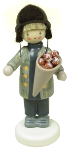 Flade Junge mit Quarkbällchen  (Flade 5416) Junge mit Quarkbällchen